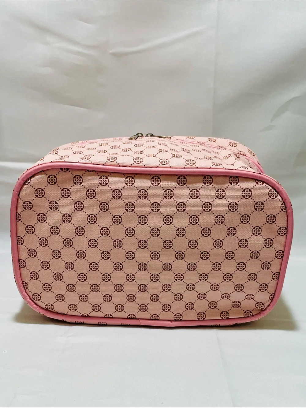 Pink Design Fashion Inspired Cosmetic Travel Makeup Bag, NWT